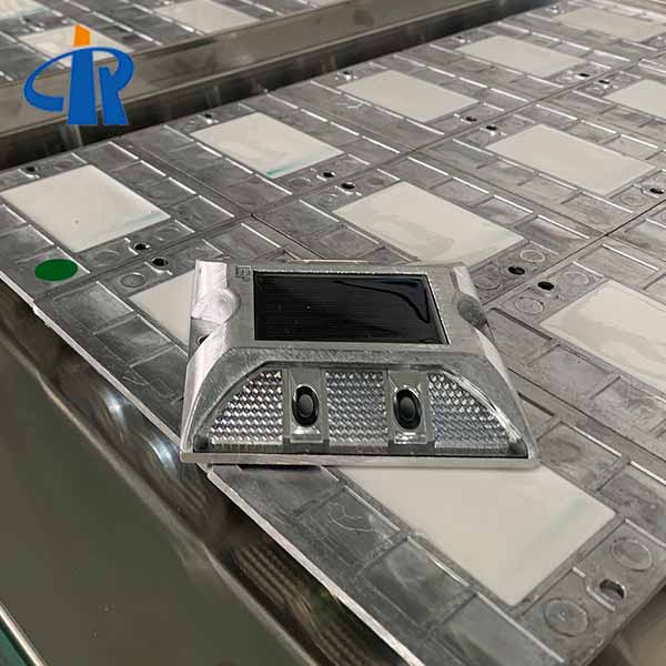 Pc Solar Road Stud Reflector Supplier In Korea